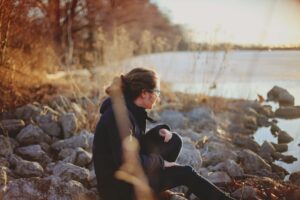 How to Treat PCOS Naturally: Diet, Supplements & Holistic Remedies
